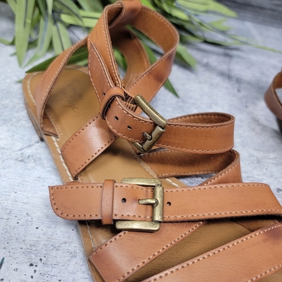 Crown Vintage | Remy Strappy Tan Gladiator Sandals Size 8 - Picture 2 of 7